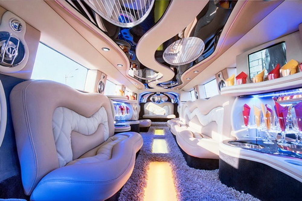 023 Лимузин Hummer H2 белый на свадьбу 27rl