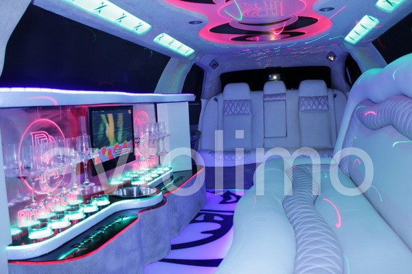 002 Лимузин Chrysler 300C Rolls-Royсe Phantom на свадьбу 29dl