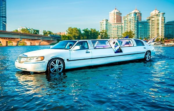 Aqua-Limousine аква лимузин 2o0j