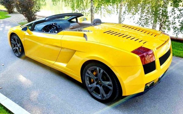 384 Lamborghini Gallardo желтый lLJo