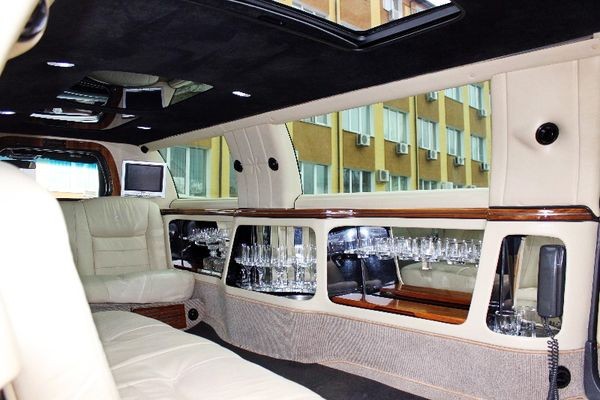 039 Лимузин Lincoln Town Car Prestige 3Xaw