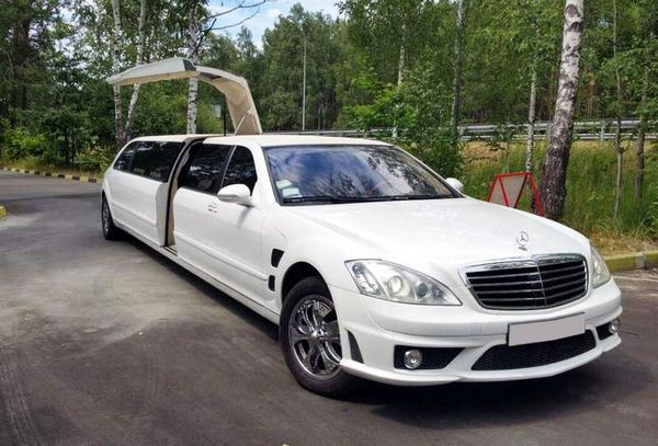 029 Лимузин Mercedes-Benz W221 S63 белый на свадьбу 2LDo