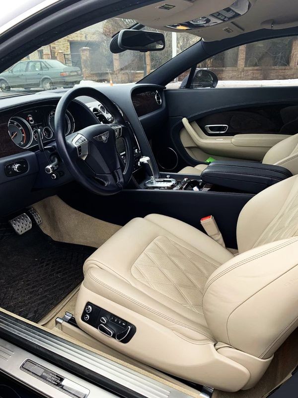 270 Bentley Continental GT 3Bnx