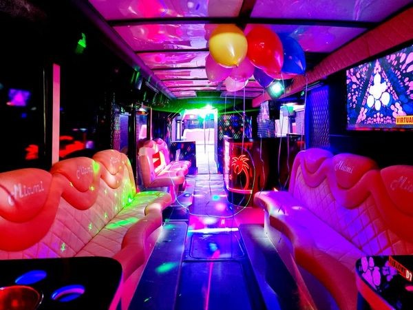 068 Автобус Party Bus Miami VIP на вечеринку день рождения lbek