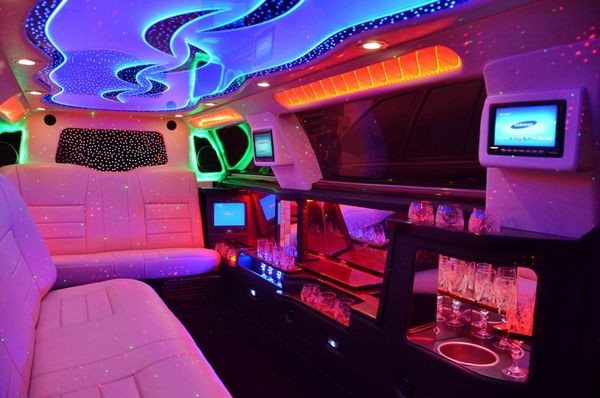 045 Лимузин Lincoln Town Car 120 Crystal lom0