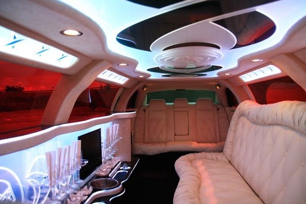 014 Лимузин Chrysler 300C Limo white 2012 на свадьбу lQEl
