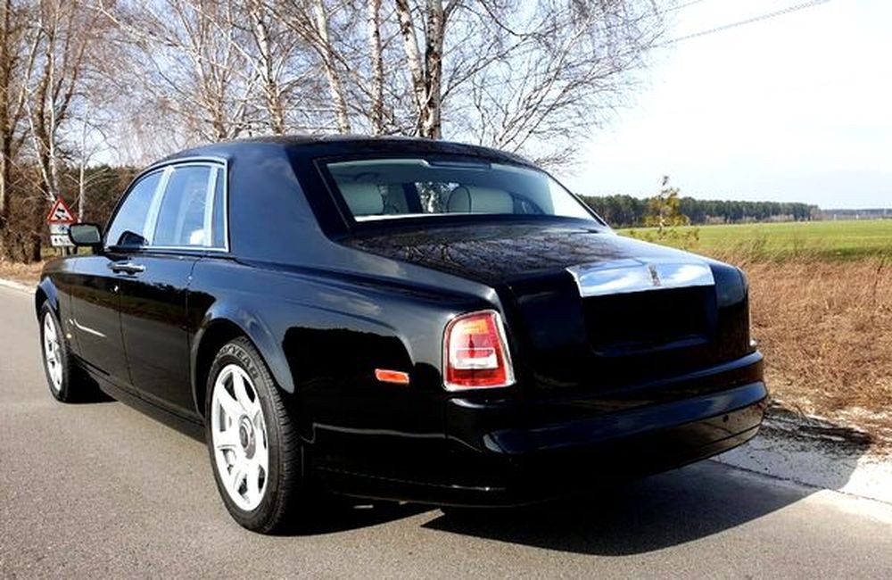 352 Vip-авто Rolls-Royce Phantom 2AOa