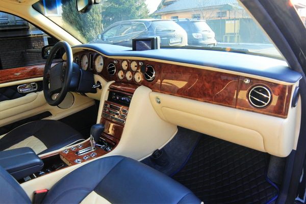 346 Vip-авто Bentley Arnage 2006 jWnb