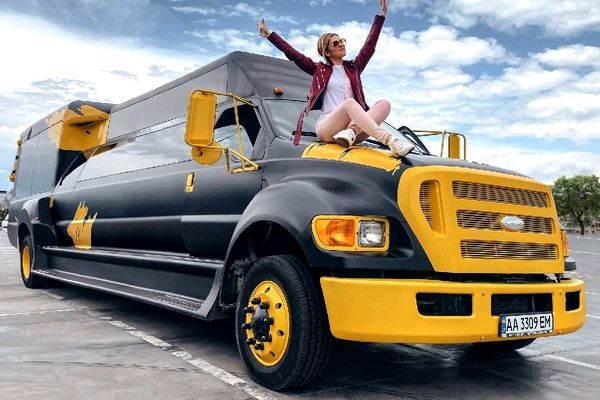 027 Лимузин Ford F-650 Limo на свадьбу jK6Q