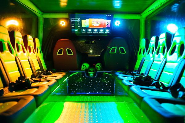 069 Party Bus Monster truck пати бас на детский день рождения 34ne