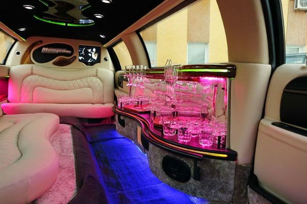 038 Лимузин Lincoln Town Car 120 FEDERAL 2w5o