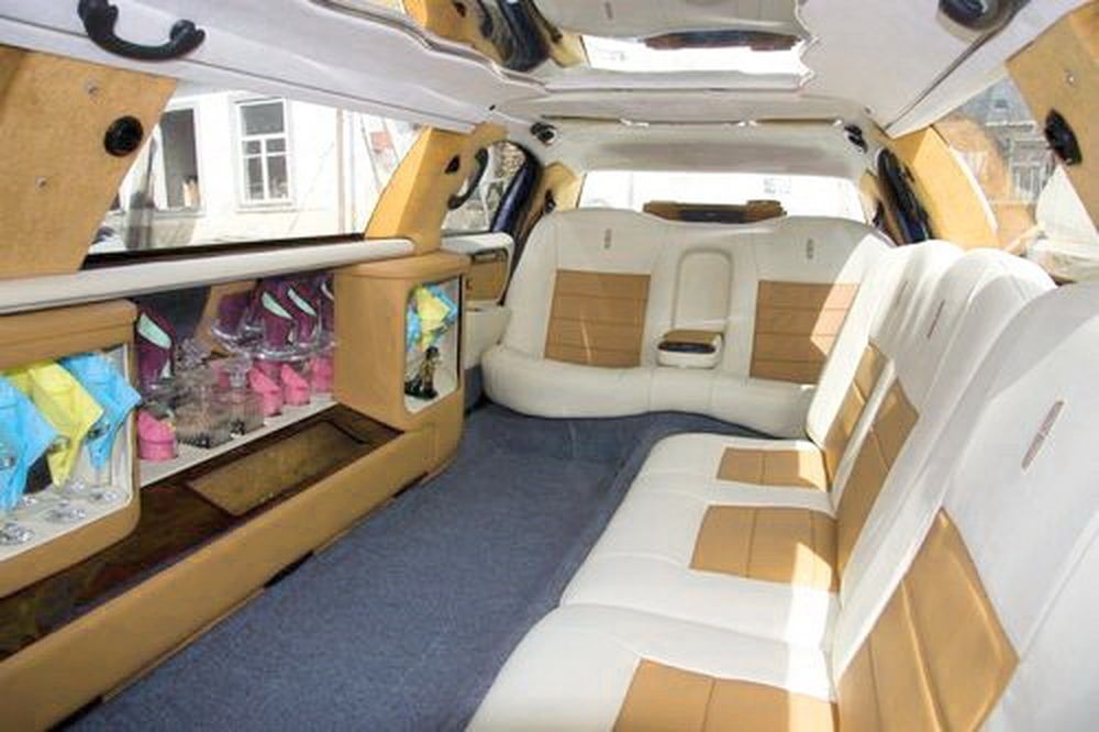 040 Лимузин Lincoln Town Car 120 3Om9