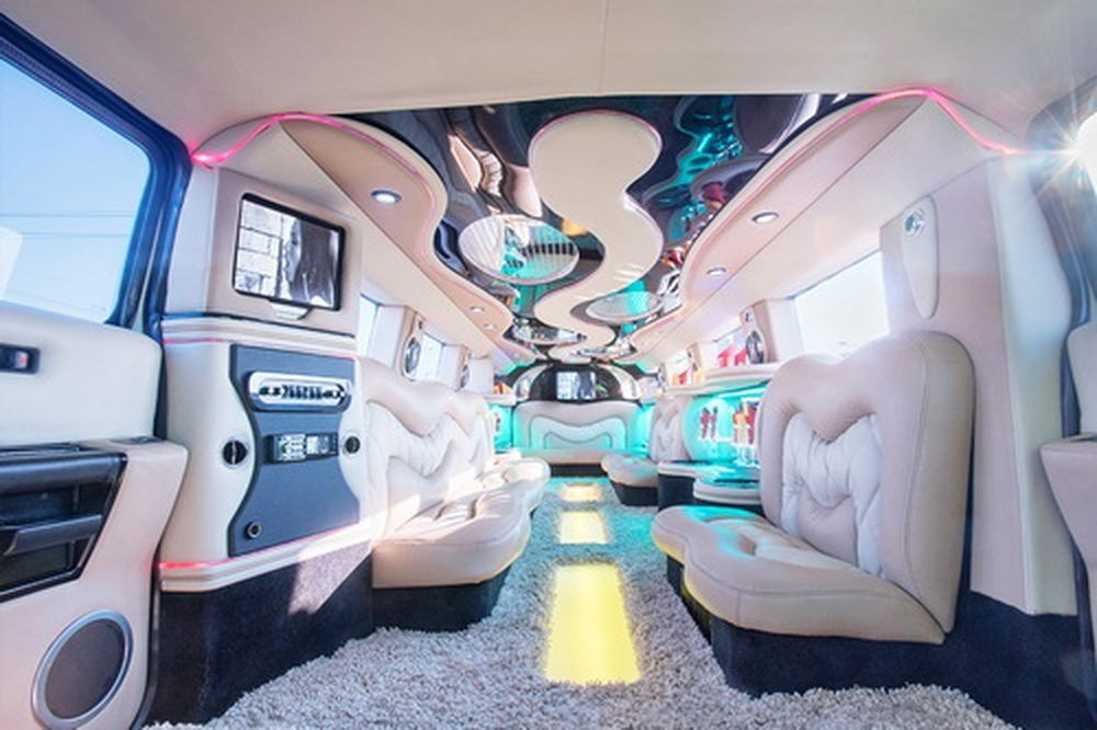 023 Лимузин Hummer H2 белый на свадьбу 27rl