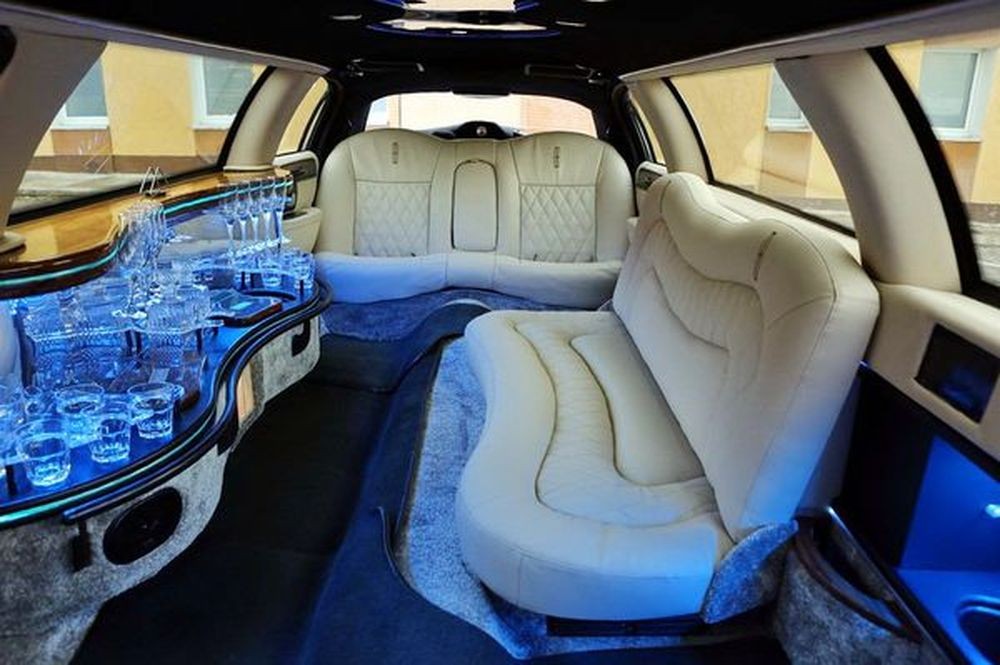 038 Лимузин Lincoln Town Car 120 FEDERAL 2w5o