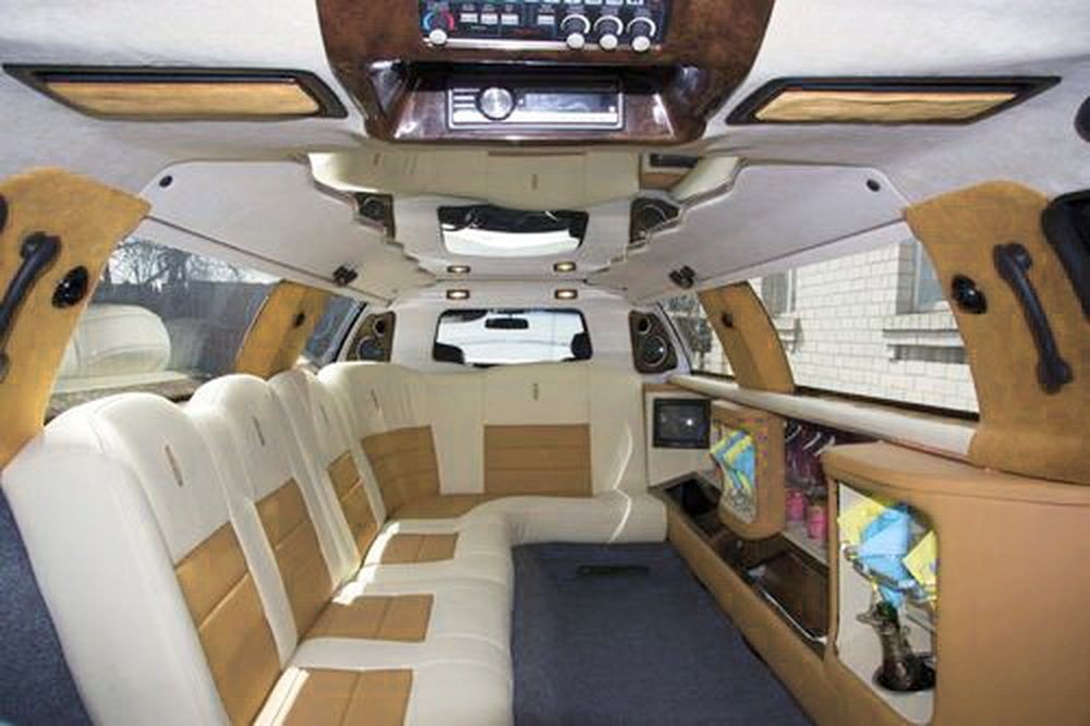 040 Лимузин Lincoln Town Car 120 3Om9