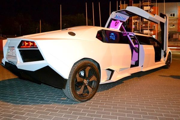 003 Лимузин Lamborghini Reventon белая на свадьбу 2pX2