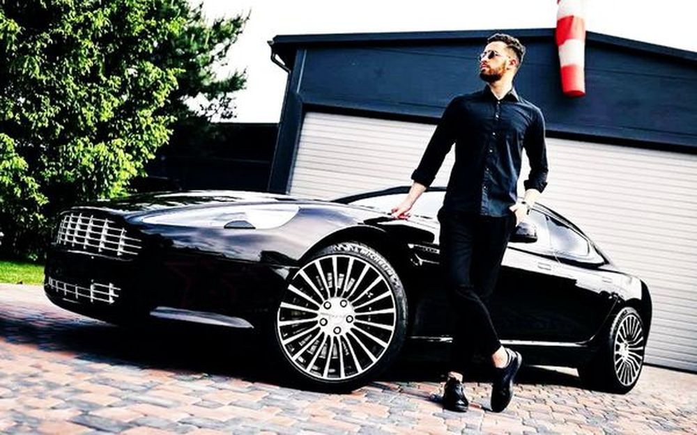 076 Aston Martin Rapide lnAK