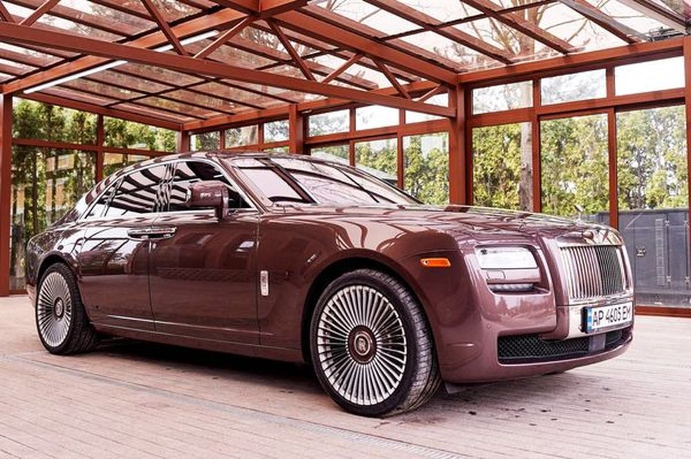 353 Vip-авто Rolls Royce Ghost j11Z