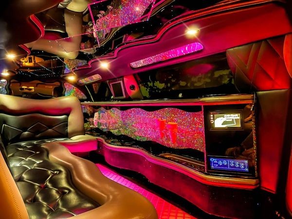 013 Лимузин Rolls-Royce Phantom Tiffani на свадьбу j8Vl