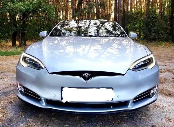106 Tesla Model S90d авто на свадьбу 2YJ1