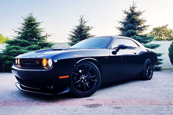 267 Dodge Challenger RT 2018 года 5.7 л на свадьбу lk9m