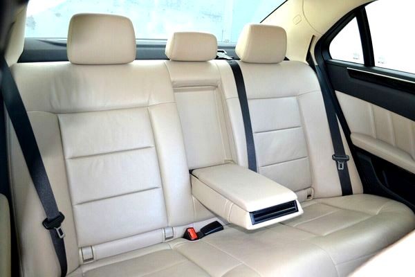 111 Mercedes W212 черный 27yo