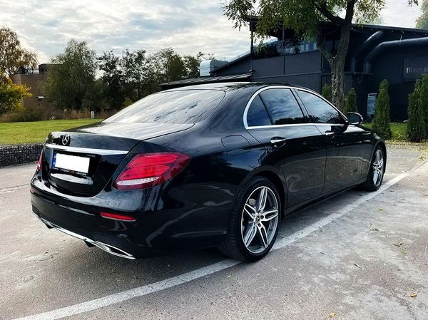 219 Авто бизнес класса Mercedes W213 E220d jVyy
