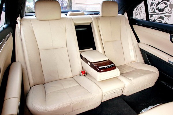 092 Vip-авто Mercedes-Benz W221 S500L black на свадьбу 2ov4