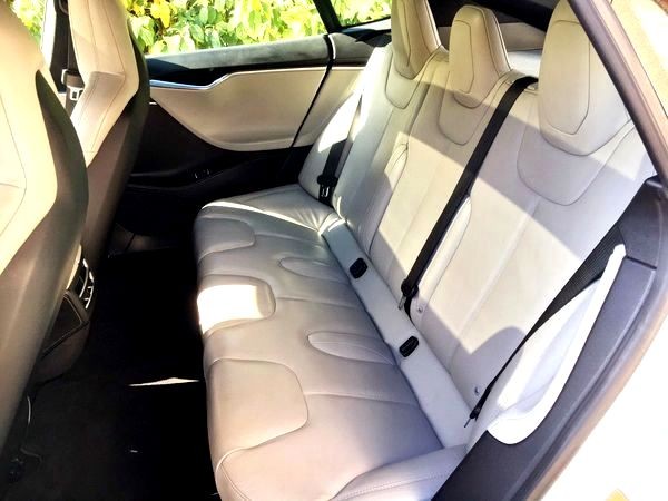106 Tesla Model S90d авто на свадьбу 2YJ1