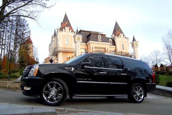 246 Внедорожник Cadillac Escalade черный на свадьбу jwKx