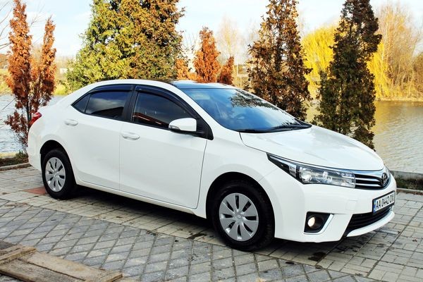 170 Toyota Corolla белая авто на свадьбу 3EgQ