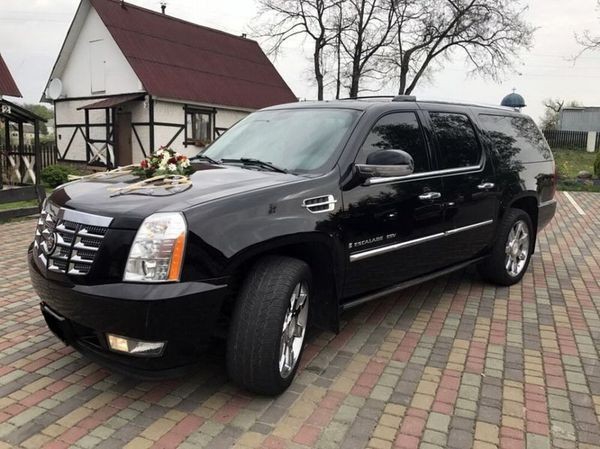 246 Внедорожник Cadillac Escalade черный на свадьбу jwKx