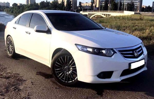 146 Honda Accord белая 2Nrm
