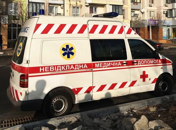 169 Машина скорой помощи для съемок кино рекламы роликов ln5b