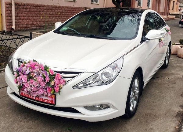 165 Hyundai Sonata белая 2013 авто на свадьбу l5Wn