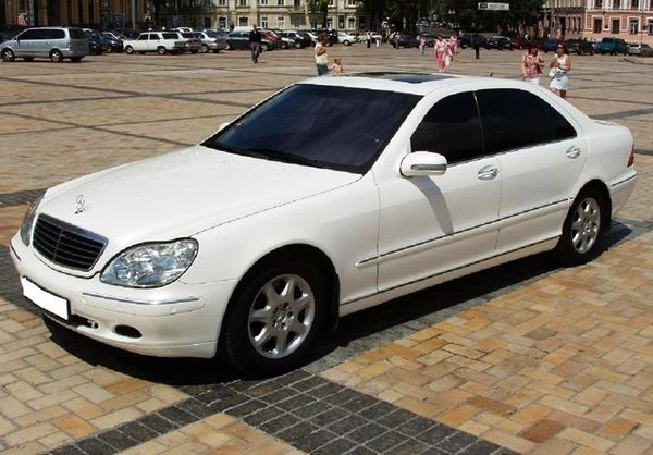 120 Mercedes W220 S500L white jK4e