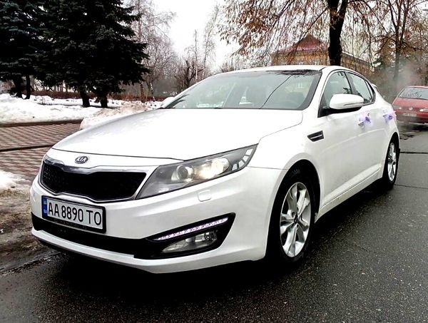 228 Kia Optima белый авто на свадьбу 2BVY