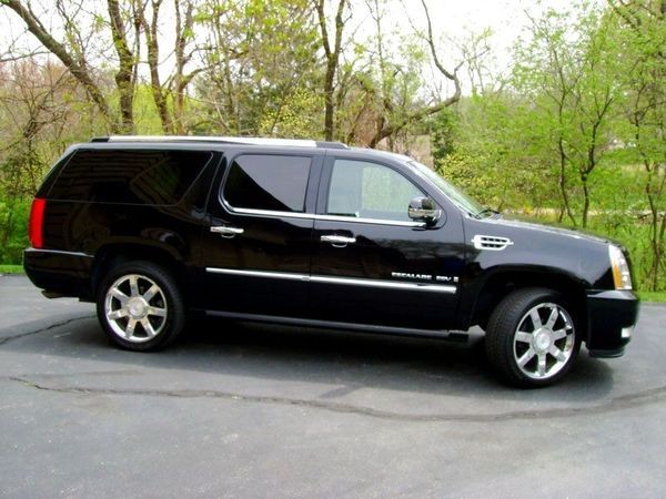 246 Внедорожник Cadillac Escalade черный на свадьбу jwKx