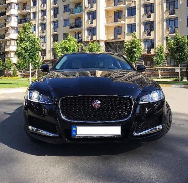 122 Jaguar XF черный 2017 lzLp