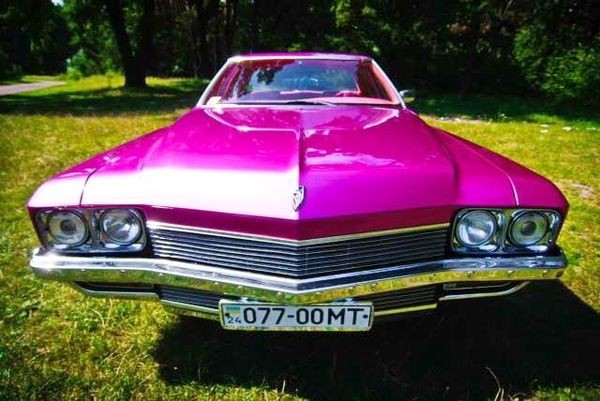 193 Ретро автомобиль Buick Le sabre розовый 3map