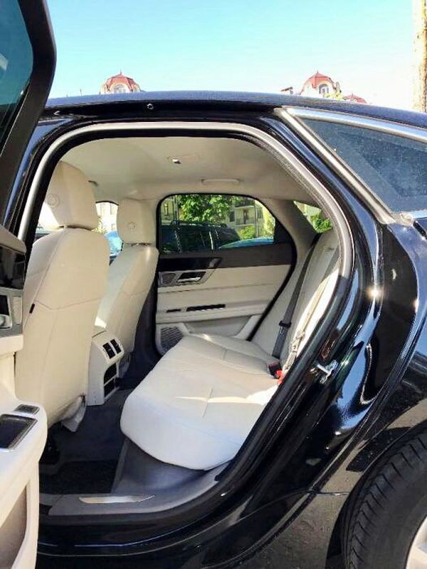 122 Jaguar XF черный 2017 lzLp