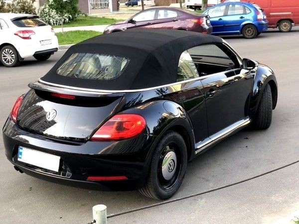391 Кабриолет Volkswagen Beetle черный на свадьбу съемки jmBp