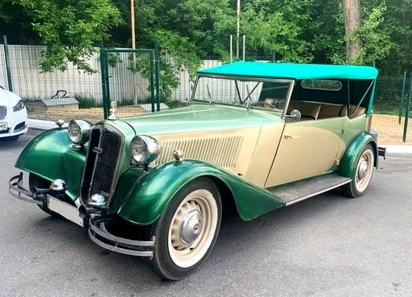 196 Ретро кабрио автомобиль Dampf Kraft Wagen (DKW) на свадьбу съемки 3vdO