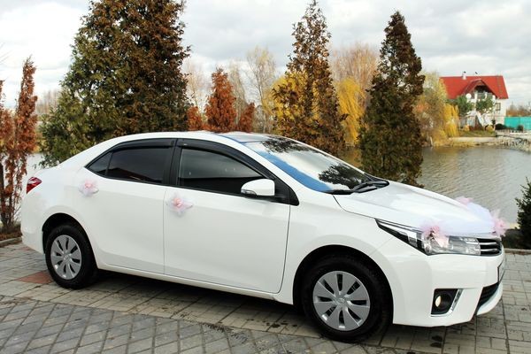 170 Toyota Corolla белая авто на свадьбу 3EgQ
