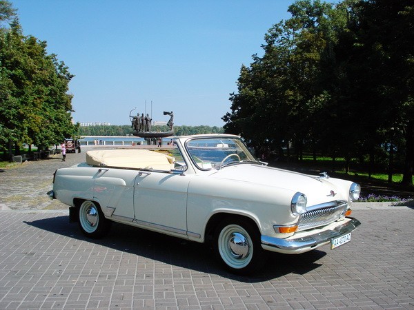 214 Ретро автомобиль Volga GAZ-21 cabrio 2M6O