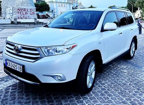 037 Внедорожник Toyota Highlander белая заказать j8Pk