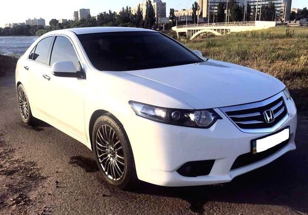 146 Honda Accord белая 2Nrm