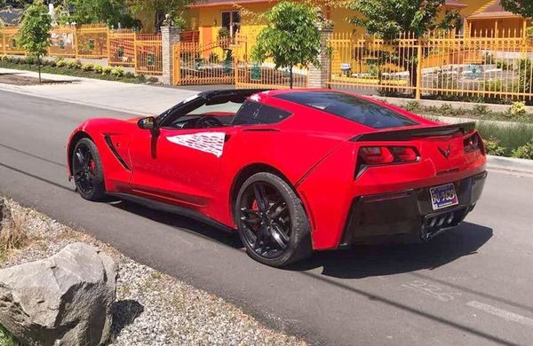 366 Кабриолет CHEVROLET CORVETTE TARGA красный 3XRa