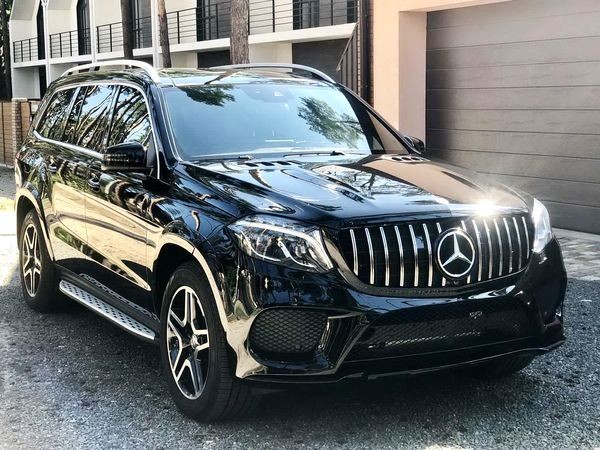 321 Внедорожник джип Mercedes-Benz GLS 2019 на свадьбу j5Pp