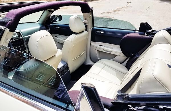 220 Кабриолет Chrysler 300C белый авто на свадьбу lpNw
